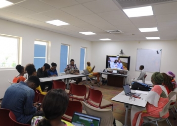 Students Video Conference with AU Cairo Counterparts