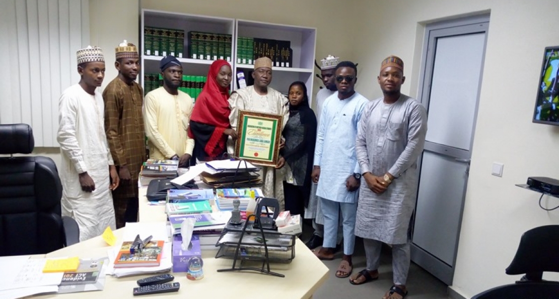 SoL Dean Ahmadu Receives 'Platinum Award'