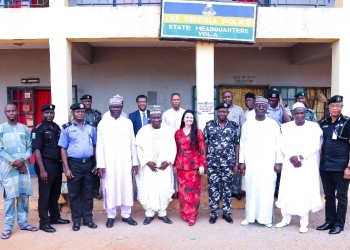 AUN Senior Management Reciprocate Police Commissioner's Visit