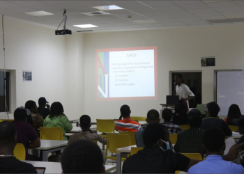 At Study Abroad Information Session, Students Get Tips on How to Spend a Semester or Two at Foreign Universities
