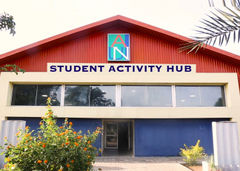 Student Activity Hub Comes Alive, as Freshmen Explore Social Connections   