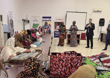 AUN President Frazier Visits Waste-to-Wealth Center, Praises Women's Creativity, Tenacity