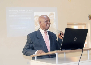 AUN's Teaching and Learning Center Hosts Flipped Classroom Seminar