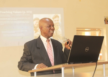  “Old Age Has Caught Up with the Book”, AUN Scholars Reimagine Teaching for Digital Era