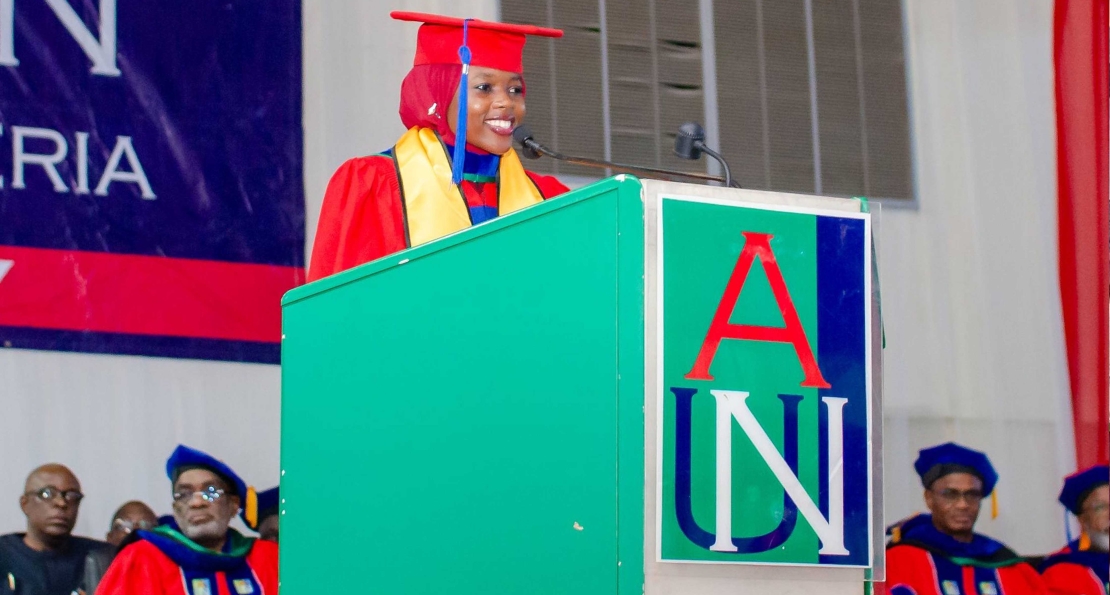 Class of 2026 Valedictorian Delivers Emotional Address on Grief and Resilience After Losing Both Parents